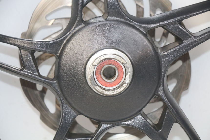 photo de CERCHIO ANTERIORE KSR PANDORA 4T 50 (2018 - 2023) - Zoom sui componenti