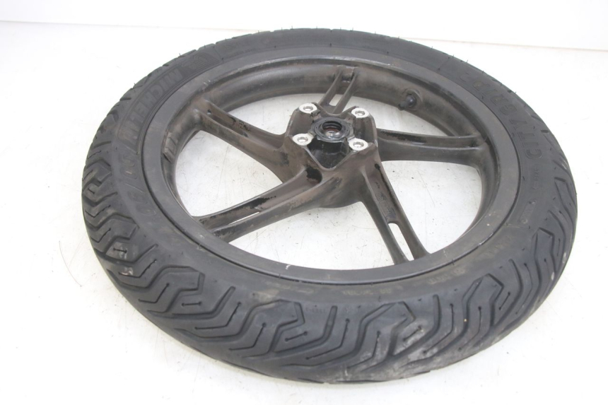 photo de CERCHIO ANTERIORE HONDA PCX (JF28) 125 (2009 - 2011) - Dettagli dei punti di fissaggio