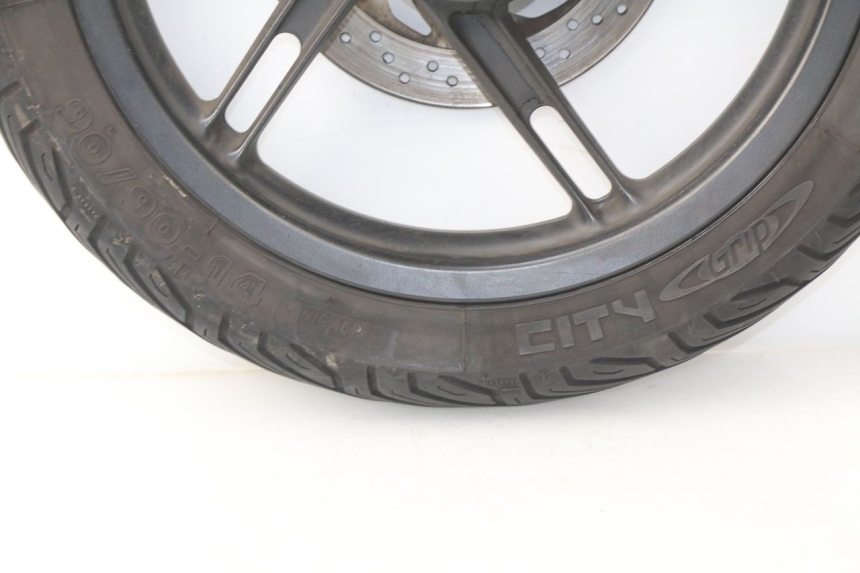 photo de CERCHIO ANTERIORE HONDA PCX (JF47) 125 (2012 - 2013) - Dettagli dei punti di fissaggio