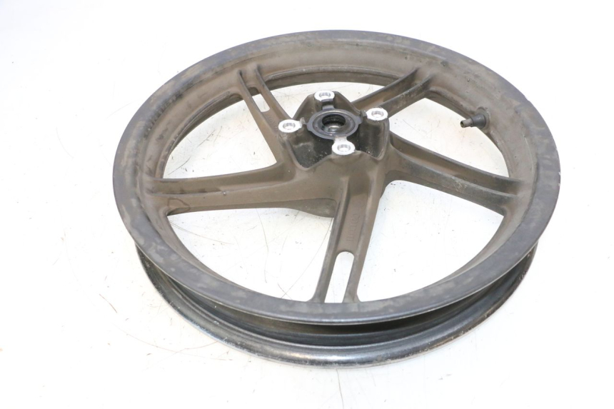 photo de CERCHIO ANTERIORE HONDA PCX (JF57/JF64) 125 (2014 - 2018) - Caratteristiche distintive