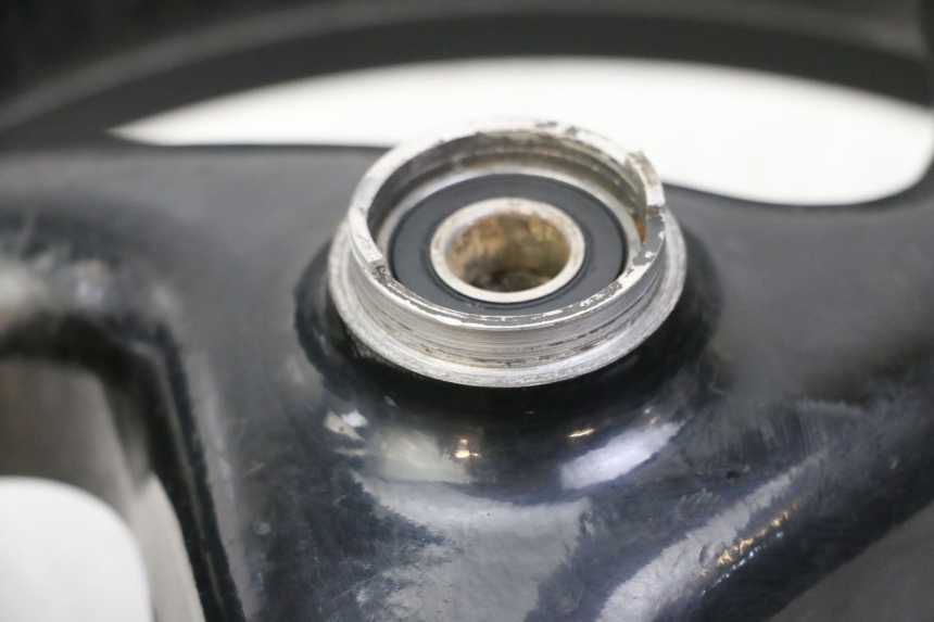 photo de CERCHIO ANTERIORE PEUGEOT ELYSTAR 50 (2002 - 2014) - Marcature e riferimenti originali