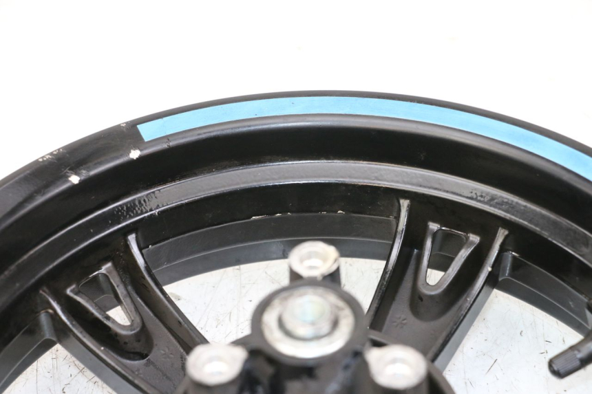 photo de CERCHIO ANTERIORE PEUGEOT STREETZONE 4T 50 (2018 - 2023) - Zoom sui componenti