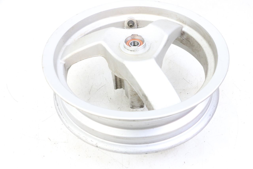 photo de CERCHIO ANTERIORE PEUGEOT VIVACITY 125 (2010 - 2017) - Primo piano ad alta risoluzione