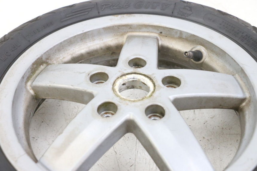 photo de CERCHIO ANTERIORE PIAGGIO VESPA LX 2T 50 (2005 - 2013) - Dettagli dei punti di fissaggio