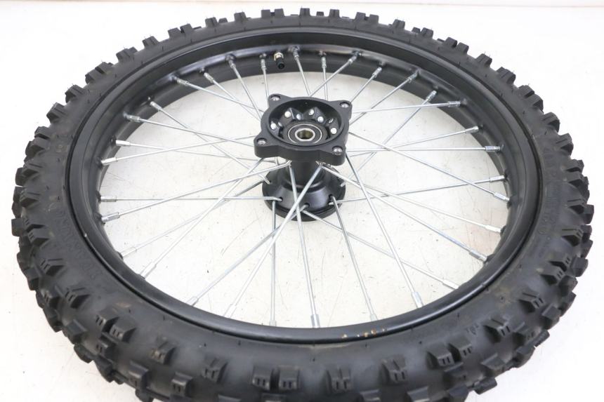 photo de CERCHIO ANTERIORE APOLLO RFZ 140 - Dettagli dei punti di fissaggio