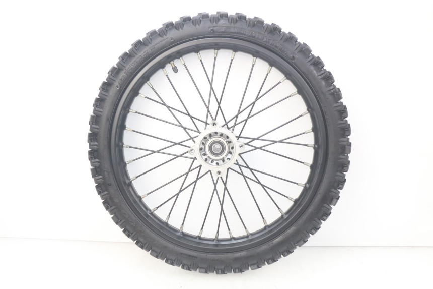 photo de CERCHIO ANTERIORE APOLLO RXF 125 - Primo piano tecnico