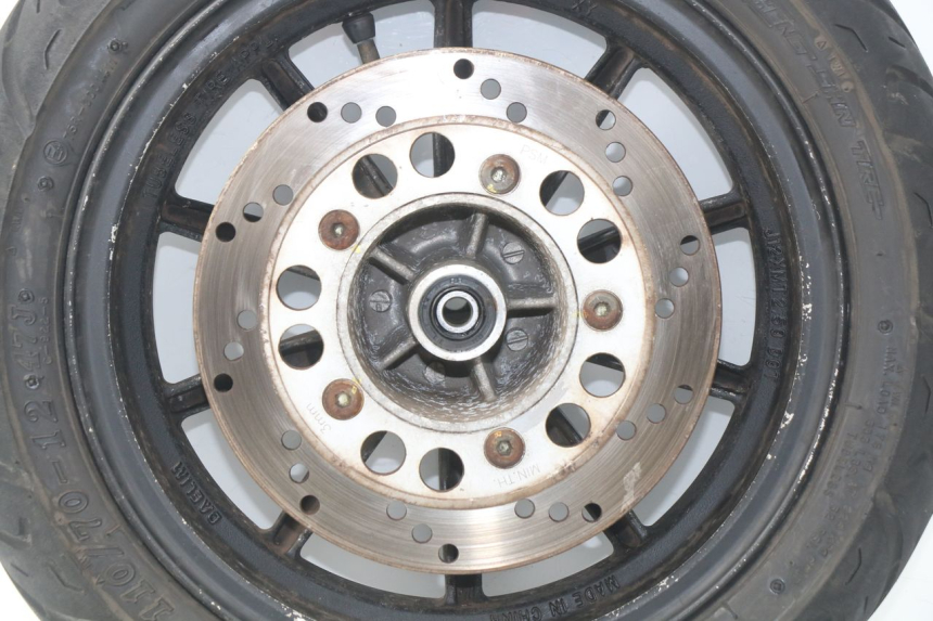 photo de CERCHIO ANTERIORE DAELIM S4 50 (2010 - 2015) - Marcature e riferimenti originali