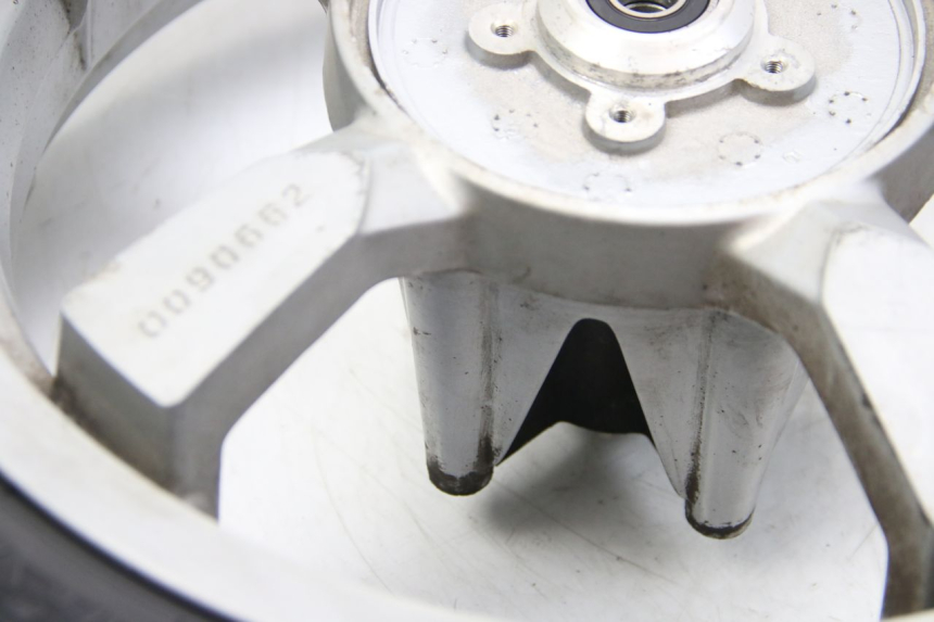 photo de CERCHIO ANTERIORE PEUGEOT SATELIS COMPRESSOR K15 125 (2006 - 2009) - Ricambio usato controllato