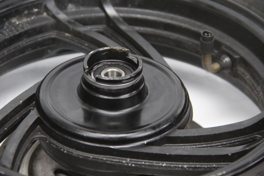 photo de CERCHIO ANTERIORE JM MOTORS SC 4T 50 (2018 - 2021) - Dettaglio del componente