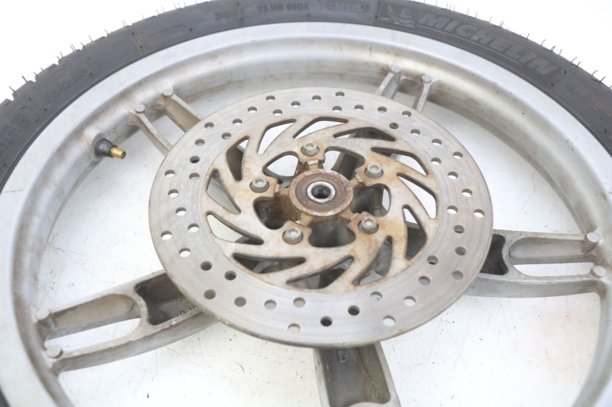 photo de CERCHIO ANTERIORE APRILIA SCARABEO 100 (2003 - 2012) - Vista d'insieme del prodotto