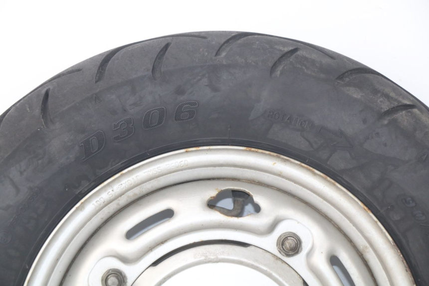 photo de CERCHIO ANTERIORE HONDA SCV LEAD 100 (2003 - 2007) - Caratteristiche distintive