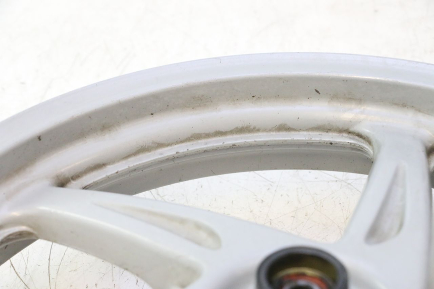 photo de CERCHIO ANTERIORE HONDA SH 125 (2001 - 2003) - Altra vista dell'articolo