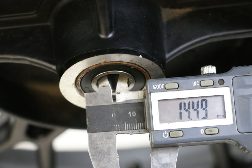 photo de CERCHIO ANTERIORE SHERCO SM-R 50 (2013 - 2017) - Zoom sullo stato d'uso