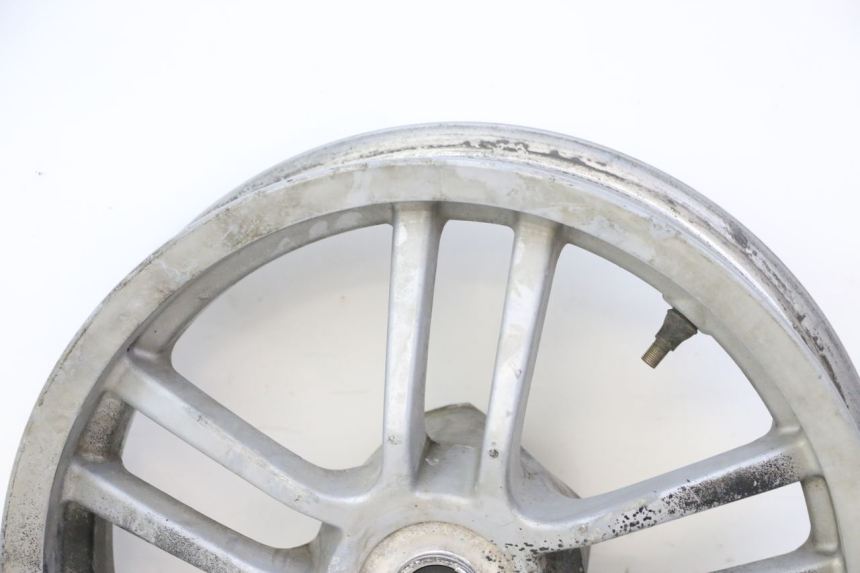 photo de CERCHIO ANTERIORE PEUGEOT SPEEDFIGHT 3 AIR 50 (2009 - 2015) - Primo piano ad alta risoluzione