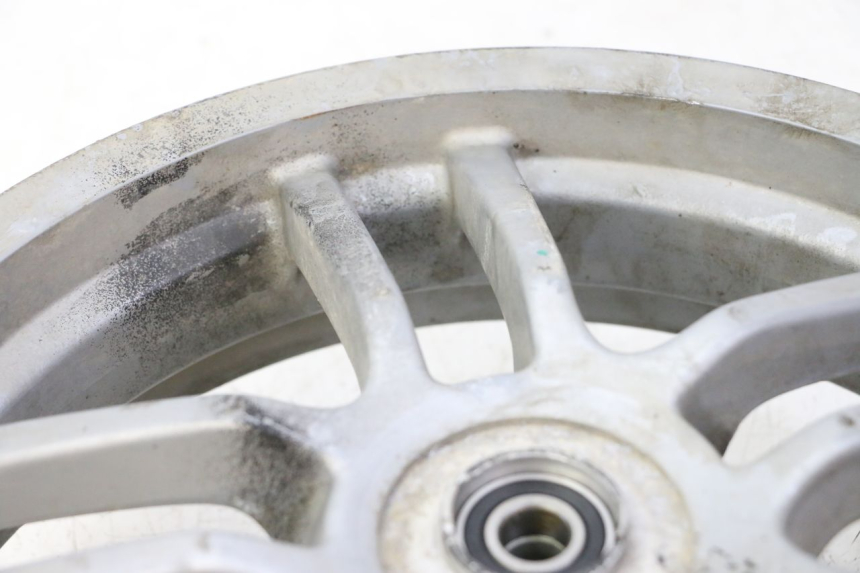 photo de CERCHIO ANTERIORE PEUGEOT SPEEDFIGHT 3 AIR 50 (2009 - 2015) - Zoom sullo stato d'uso