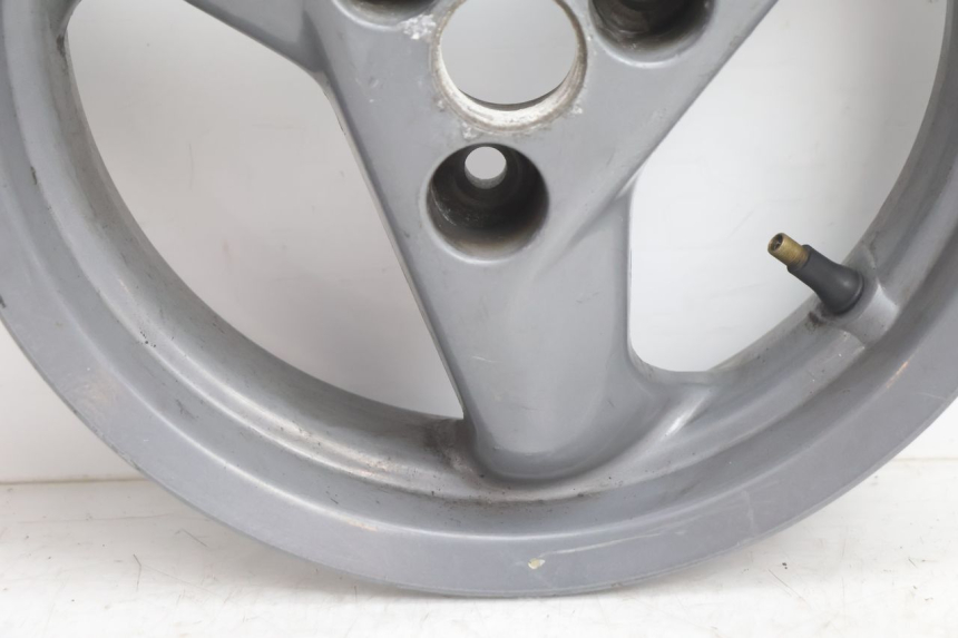photo de CERCHIO ANTERIORE PEUGEOT SPEEDFIGHT LC 50 (1996 - 2002) - Zoom sullo stato d'uso