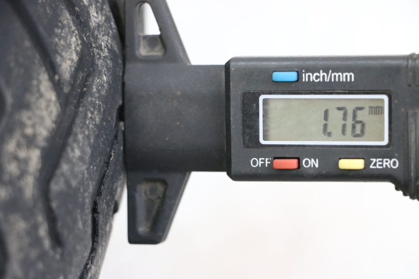 photo de CERCHIO ANTERIORE HARLEY DAVIDSON SPORTSTER XL CUSTOM 1200 (2003 - 2004) - Dettaglio del componente