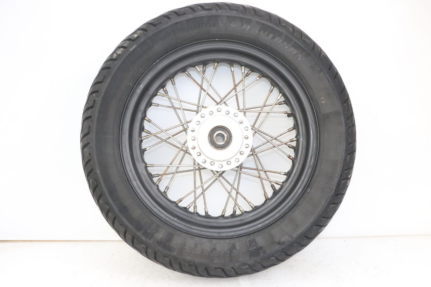 photo de CERCHIO ANTERIORE HARLEY DAVIDSON SPORTSTER XL CUSTOM 1200 (2003 - 2004) - Ispezione visiva dettagliata