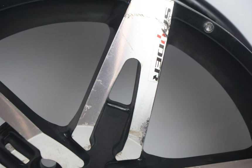 photo de CERCHIO ANTERIORE CAN-AM SPYDER RS 1000 (2008 - 2012) - Primo piano tecnico