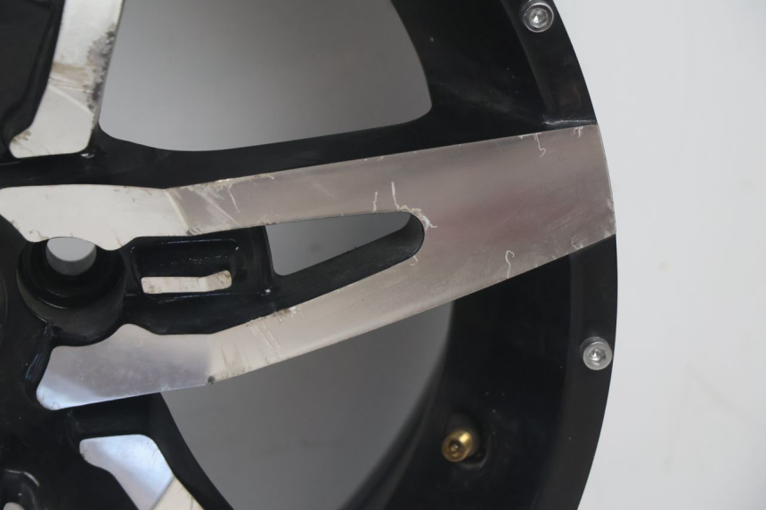 photo de CERCHIO ANTERIORE CAN-AM SPYDER RS 1000 (2008 - 2012) - Vista d'insieme del prodotto
