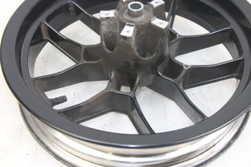 photo de CERCHIO ANTERIORE APRILIA SR 2T 50 (2012 - 2017) - Altra vista dell'articolo