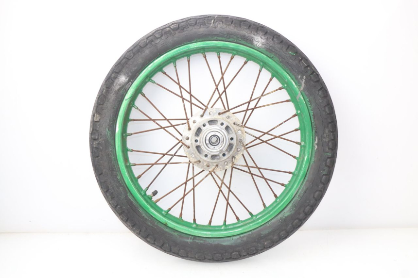 photo de CERCHIO ANTERIORE YAMAHA SR 125 (1982 - 2003) - Stato della superficie e materiale