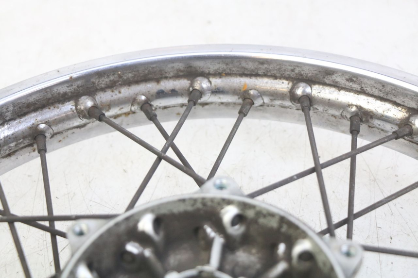 photo de CERCHIO ANTERIORE YAMAHA SR 125 (1982 - 2003) - Altra vista dell'articolo