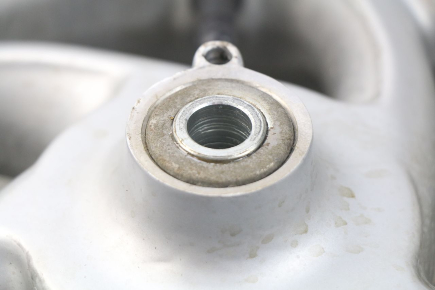 photo de CERCHIO ANTERIORE GILERA STALKER 50 (2004 - 2014) - Stato della superficie e materiale