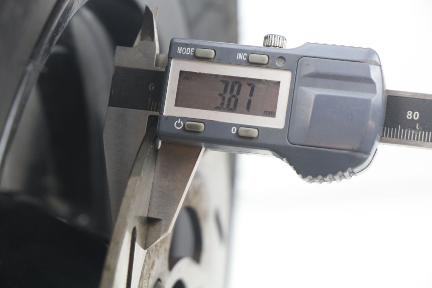 photo de CERCHIO ANTERIORE GILERA STALKER 50 (2004 - 2014) - Zoom sullo stato d'uso