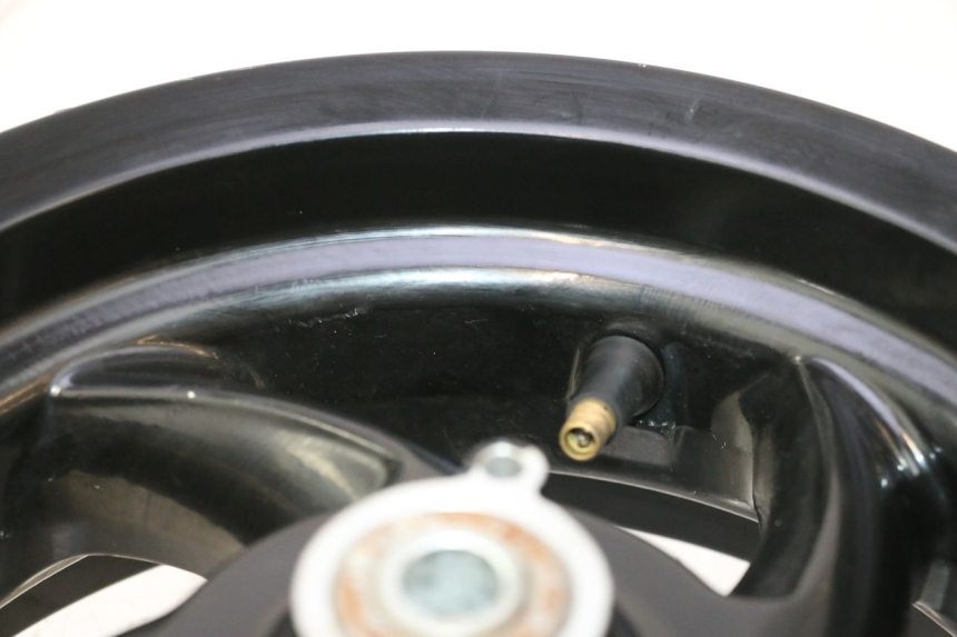 photo de CERCHIO ANTERIORE GILERA STALKER 50 (2004 - 2014) - Primo piano ad alta risoluzione