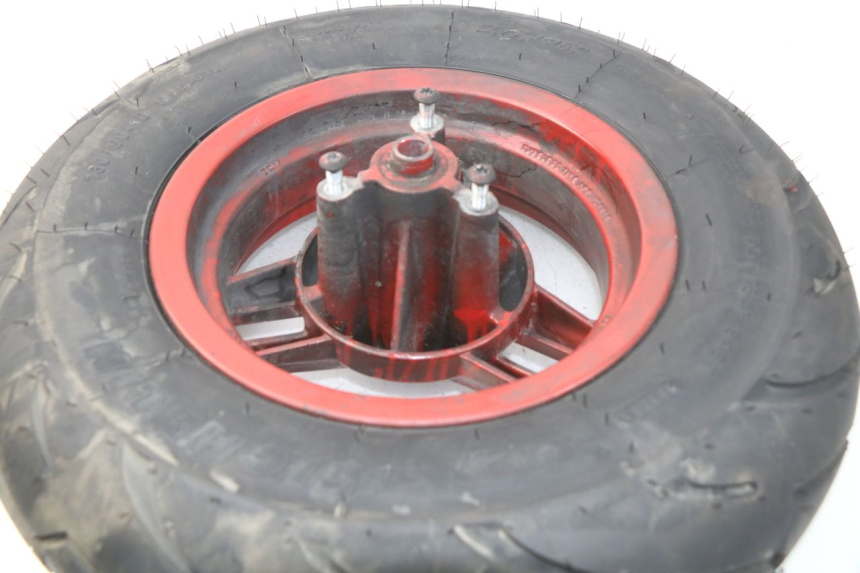 photo de CERCHIO ANTERIORE PEUGEOT STREETZONE 2T 50 (2014 - 2019) - Zoom sullo stato d'uso