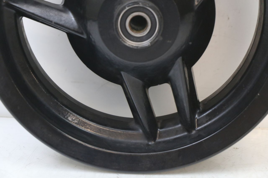 photo de CERCHIO ANTERIORE PEUGEOT STREETZONE I 2T 50 (2018 - 2020) - Zoom sullo stato d'uso