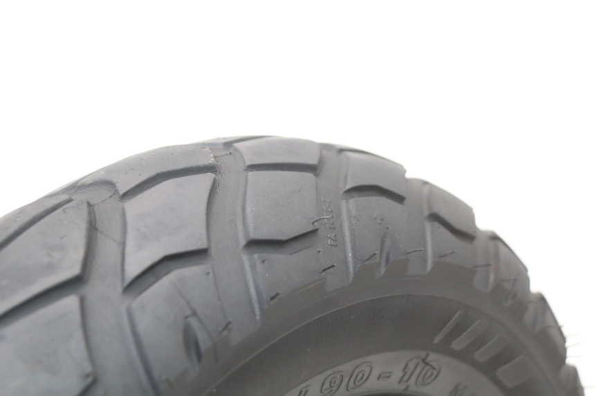 photo de CERCHIO ANTERIORE PEUGEOT STREETZONE I 2T 50 (2018 - 2020) - Caratteristiche distintive