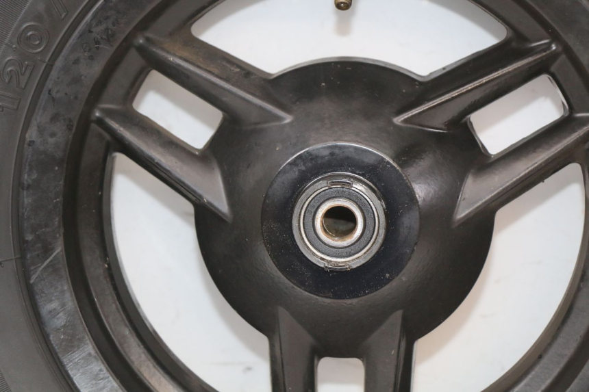 photo de CERCHIO ANTERIORE PEUGEOT STREETZONE I 2T 50 (2018 - 2020) - Altra angolazione