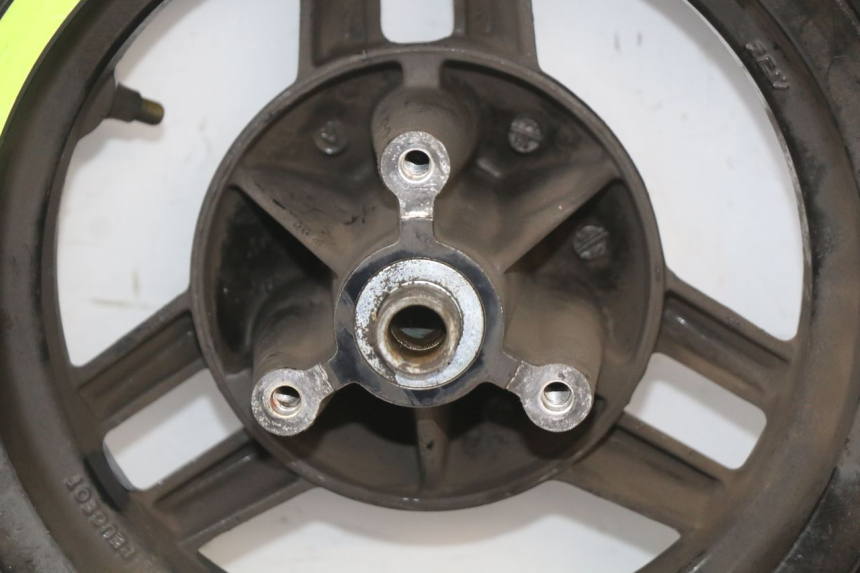 photo de CERCHIO ANTERIORE PEUGEOT STREETZONE I 2T 50 (2018 - 2020) - Ricambio usato controllato