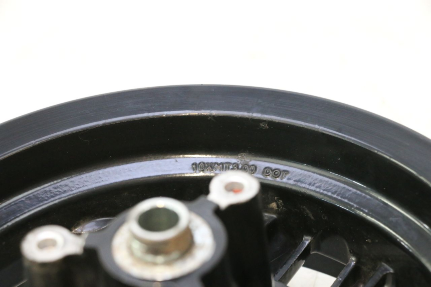 photo de CERCHIO ANTERIORE PEUGEOT STREETZONE NAKED 2T 50 (2014 - 2018) - Caratteristiche distintive