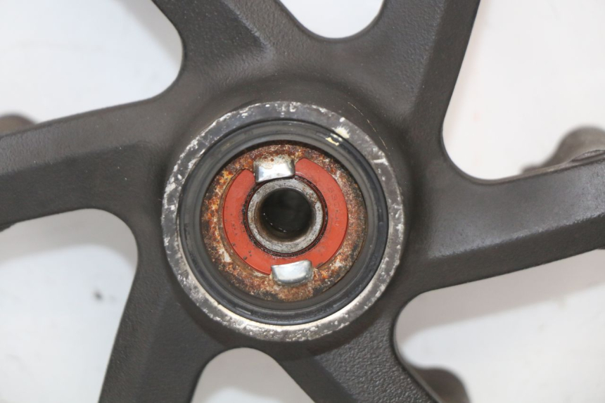 photo de CERCHIO ANTERIORE KYMCO SUPER 8 4T 50 (2021 - 2024) - Altra angolazione