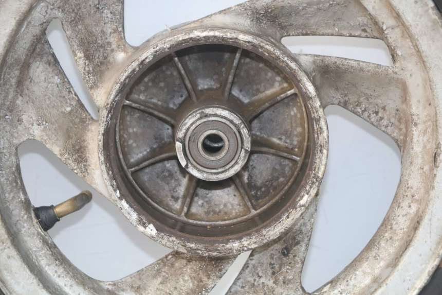 photo de CERCHIO ANTERIORE PEUGEOT SX 80 (1986 - 1995) - Ricambio usato controllato