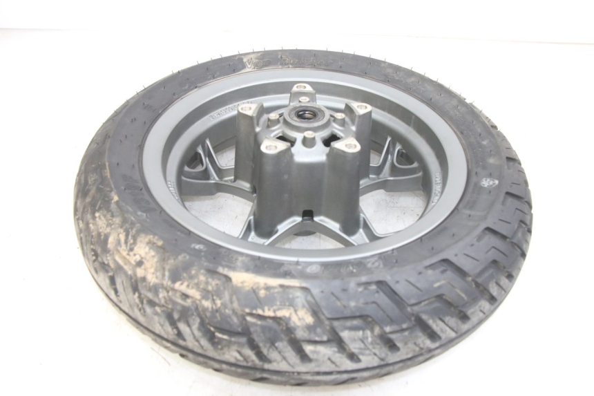 photo de CERCHIO ANTERIORE APRILIA SXR 50 (2021 - 2023) - Dettagli dei punti di fissaggio