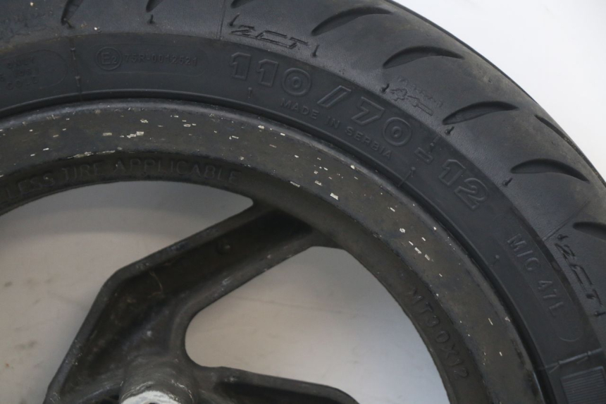 photo de CERCHIO ANTERIORE SYM ORBIT III 3 4T 50 (2018 - 2021) - Primo piano ad alta risoluzione