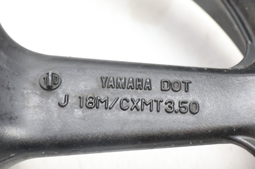 photo de CERCHIO ANTERIORE YAMAHA TDM ABS 900 (2002 - 2014) - Altra vista dell'articolo