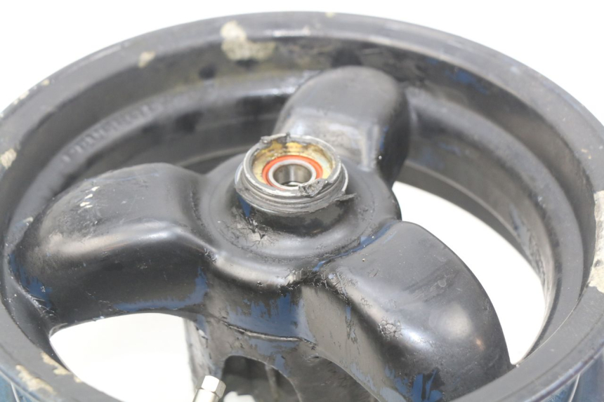 photo de CERCHIO ANTERIORE PEUGEOT TKR TREKKER FURIOUS 50 (2005 - 2014) - Zoom sullo stato d'uso