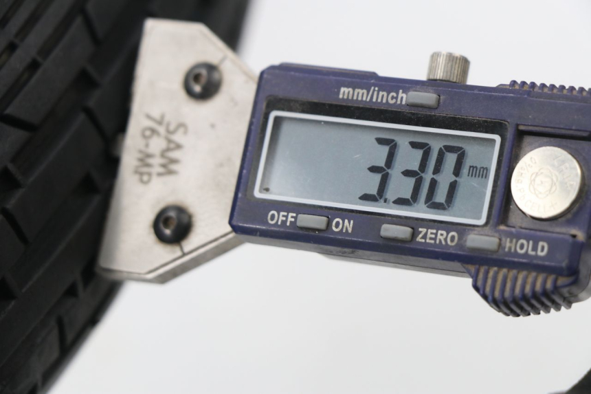 photo de CERCHIO ANTERIORE SUZUKI TU X TUX VOLTY 125 (1999 - 2001) - Zoom sullo stato d'uso