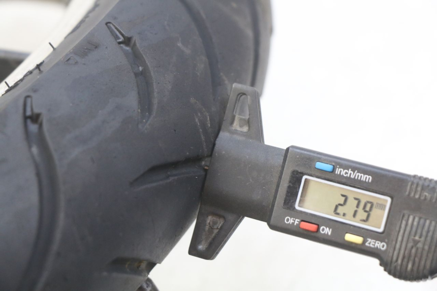 photo de CERCHIO ANTERIORE PEUGEOT TWEET 4T 50 (2010 - 2014) - Dettaglio del componente