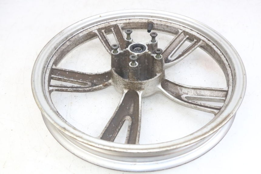 photo de CERCHIO ANTERIORE PEUGEOT TWEET 4T 50 (2010 - 2014) - Dettaglio del componente