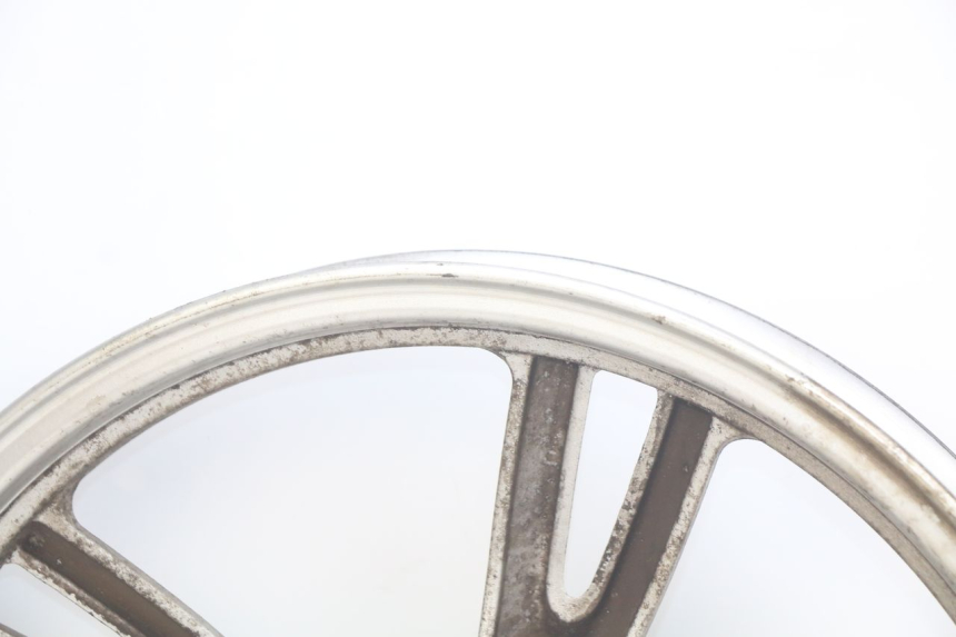 photo de CERCHIO ANTERIORE PEUGEOT TWEET 4T 50 (2010 - 2014) - Caratteristiche distintive