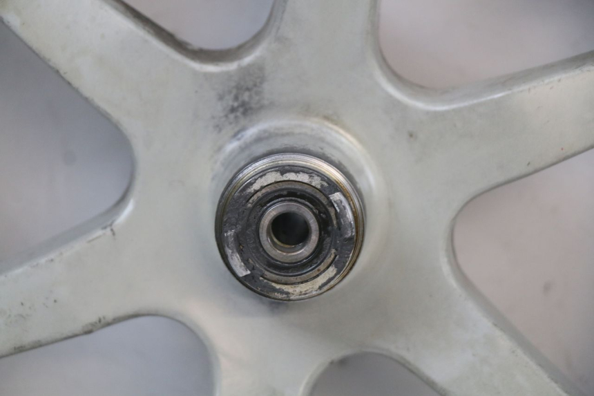 photo de CERCHIO ANTERIORE SUZUKI UH BURGMAN 125 (2002 - 2006) - Altra angolazione