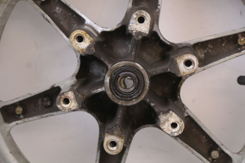 photo de CERCHIO ANTERIORE SUZUKI UH BURGMAN 125 (2002 - 2006) - Ricambio usato controllato