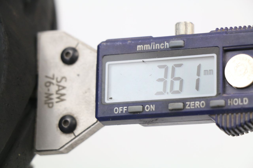 photo de CERCHIO ANTERIORE RAZZO VENICE 50 (2009 - 2014) - Zoom sullo stato d'uso