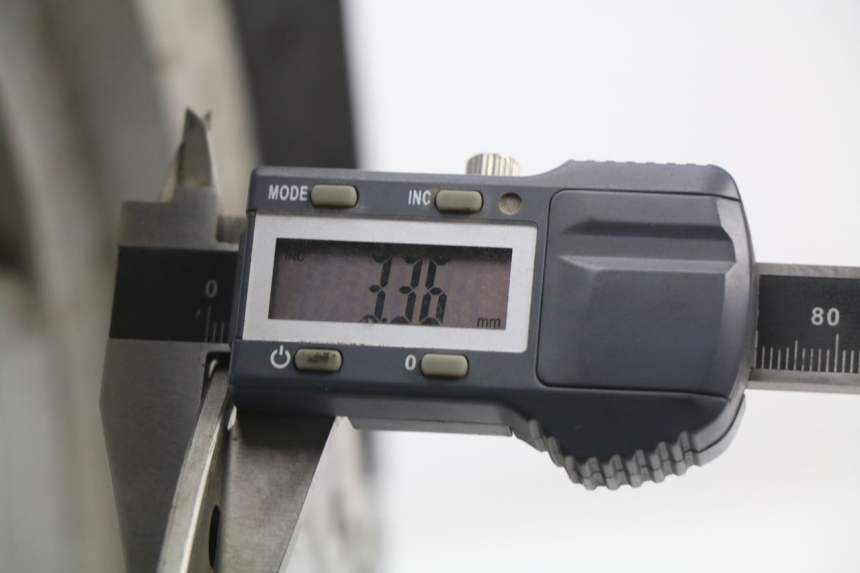 photo de CERCHIO ANTERIORE RAZZO VENICE 50 (2009 - 2014) - Altra angolazione